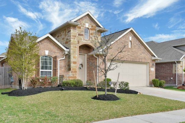 https://CeeRhodes.NewConstructionHomesForYou.com
